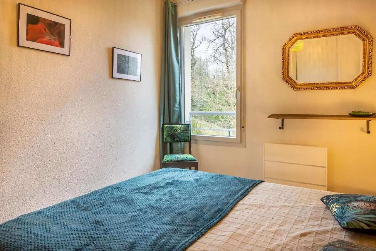 Le Clos Bellevue Appartement T3 Parking + Piscine Rodez 0*,  Frankrig